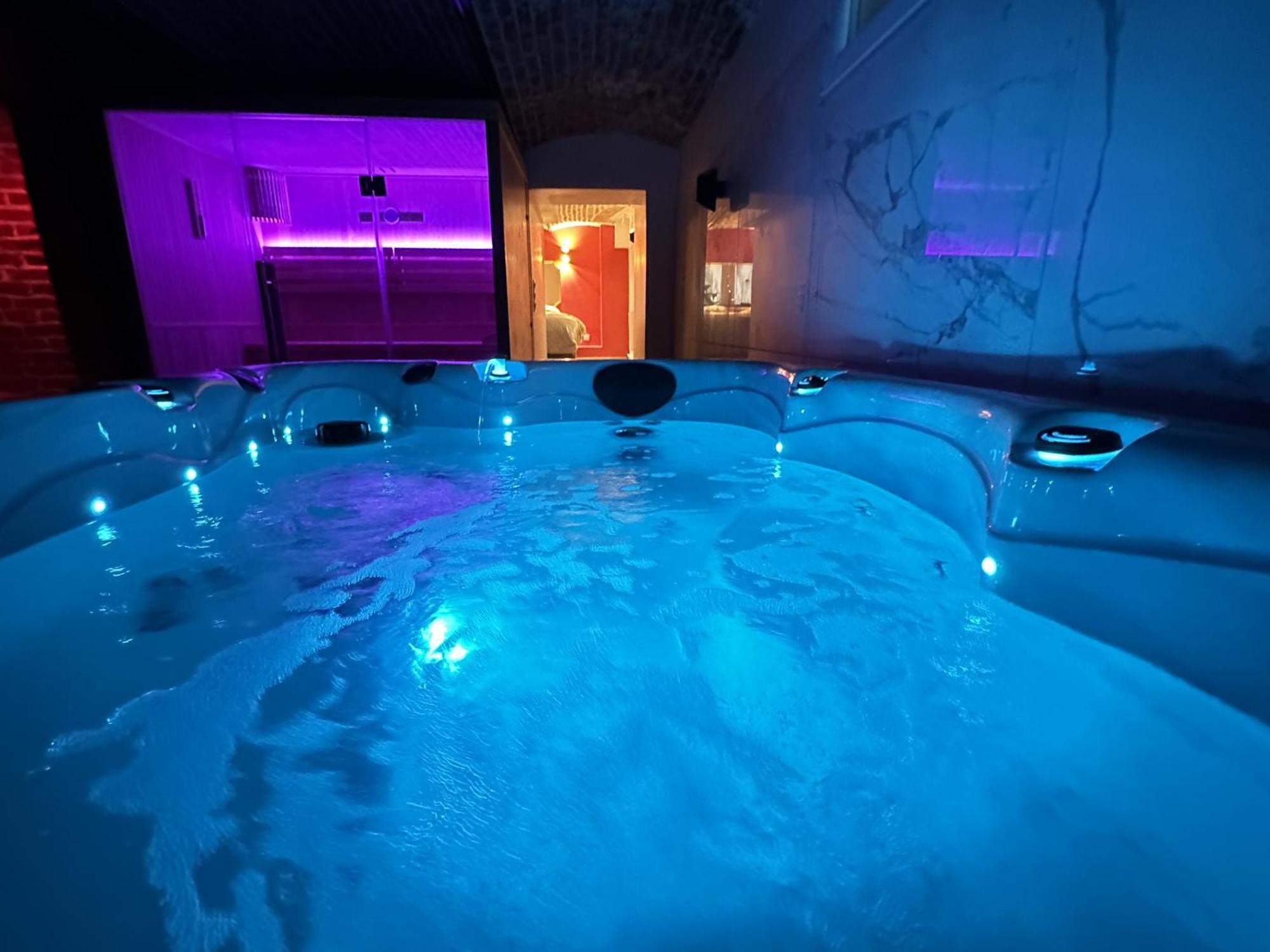 Le Bijou - Appartement, Sauna Et Jacuzzi - Lilla Esterno foto