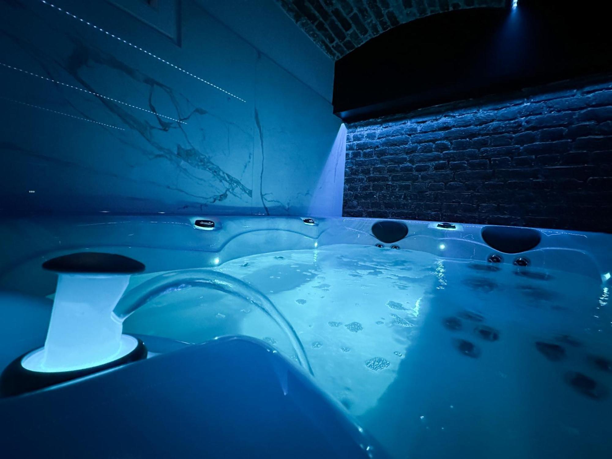 Le Bijou - Appartement, Sauna Et Jacuzzi - Lilla Esterno foto