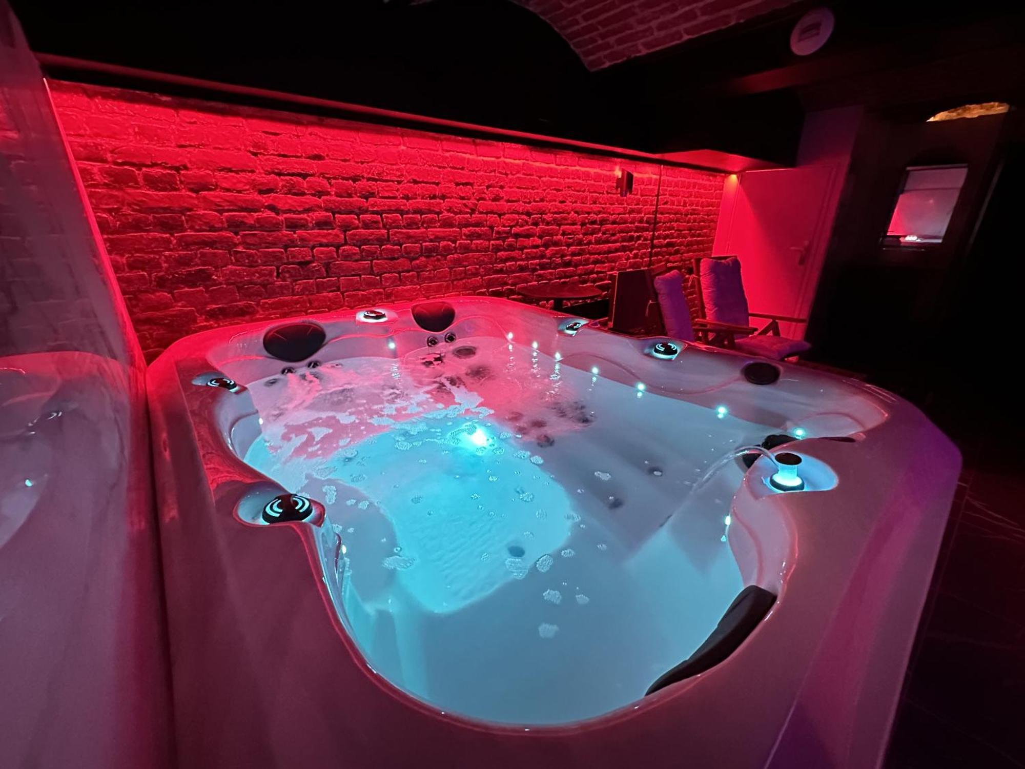 Le Bijou - Appartement, Sauna Et Jacuzzi - Lilla Esterno foto