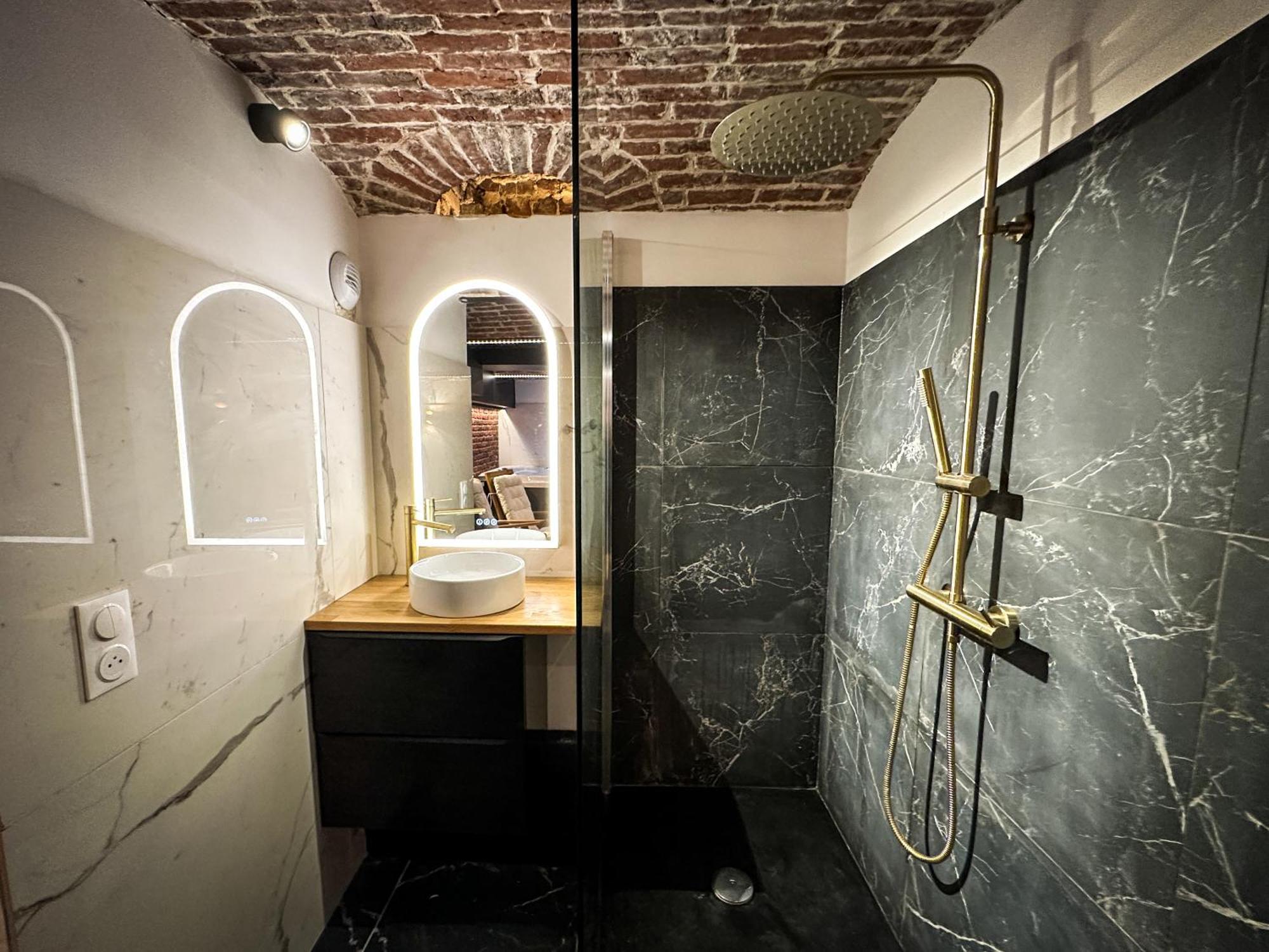 Le Bijou - Appartement, Sauna Et Jacuzzi - Lilla Esterno foto